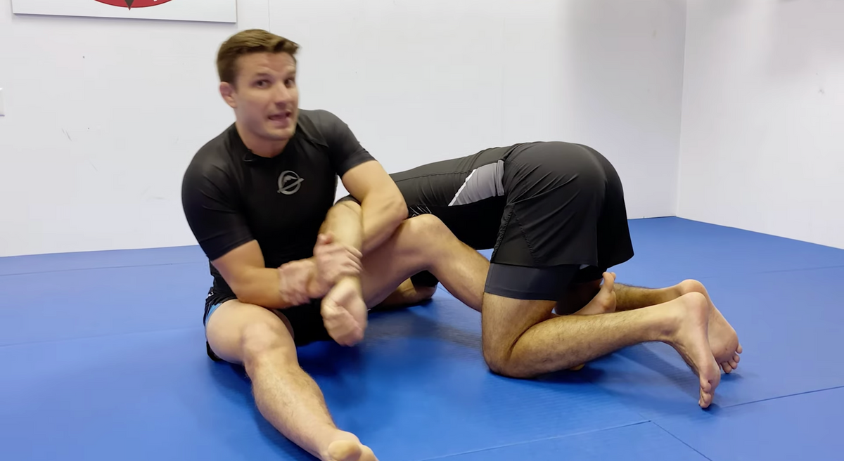 The Merge: SINGLE LEG DEFENSE - KIMURA THROW-BY